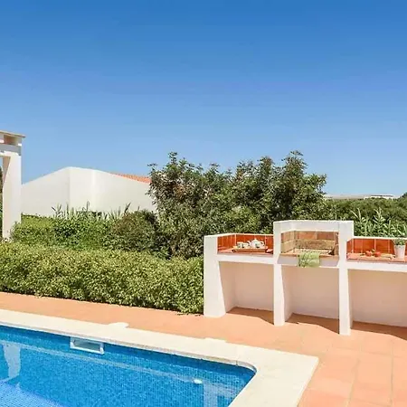 Villa Sleeps 7 Pool Air Con Wifi