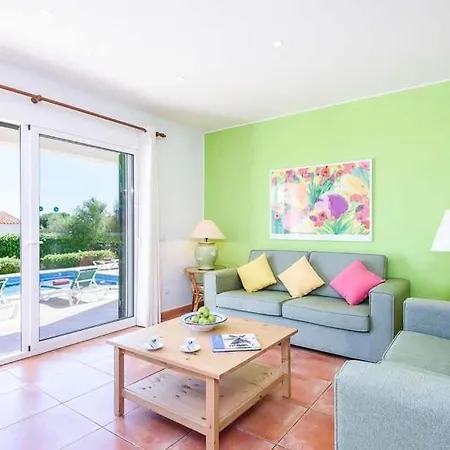Villa Sleeps 7 Pool Air Con Wifi *