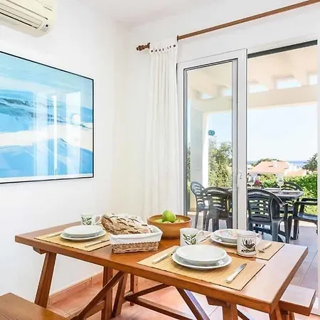 Sleeps 7 Pool Air Con Wifi Villa
